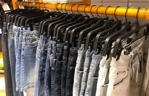 Men’s Jeans Fashion Guide: Timeless Denim Styles for Modern Outfits